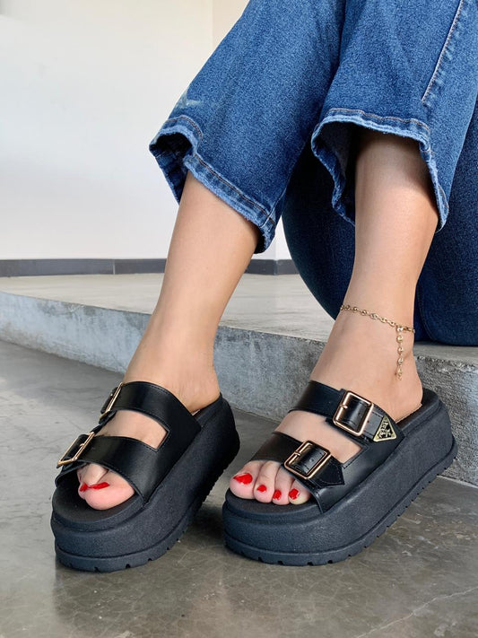 Sandalia Prada de suela alta